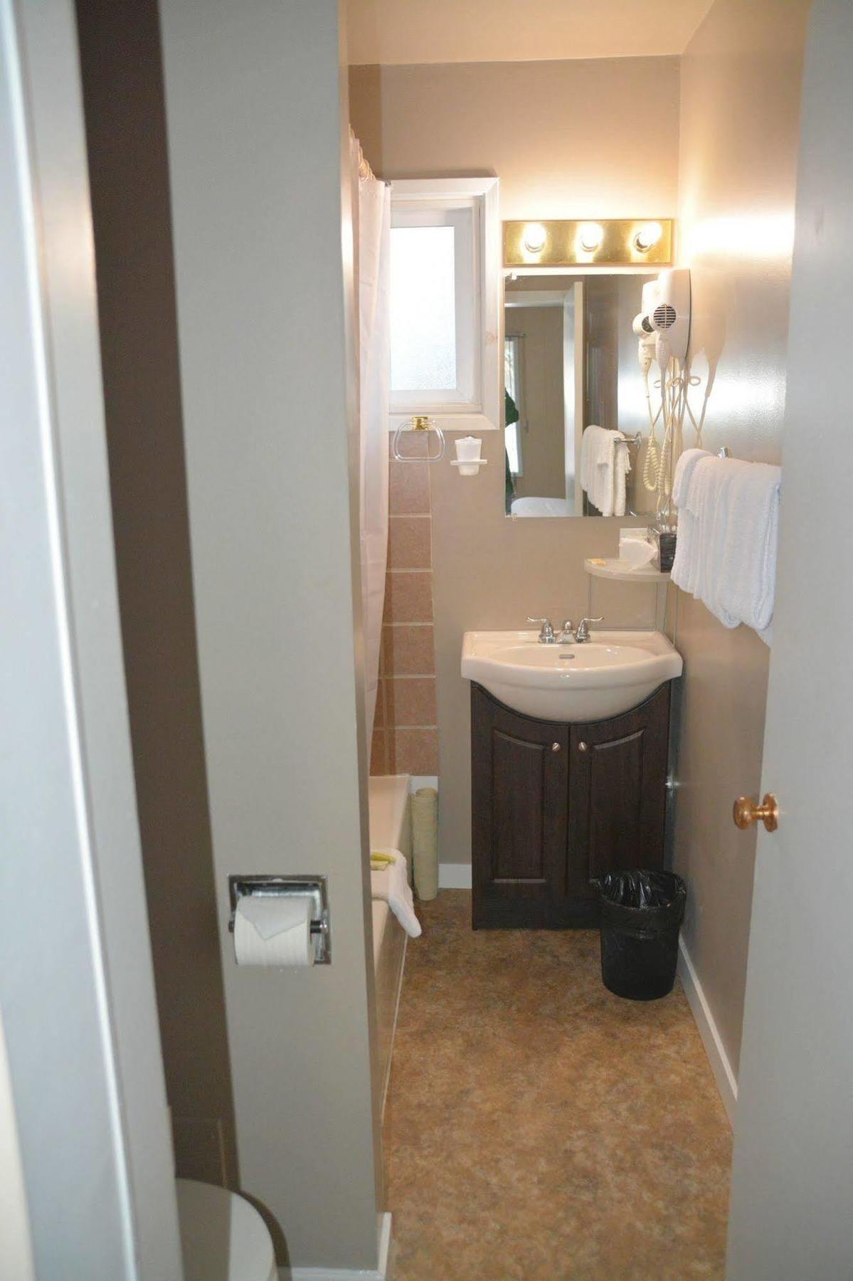 Ray Lyn Motel Trail Extérieur photo