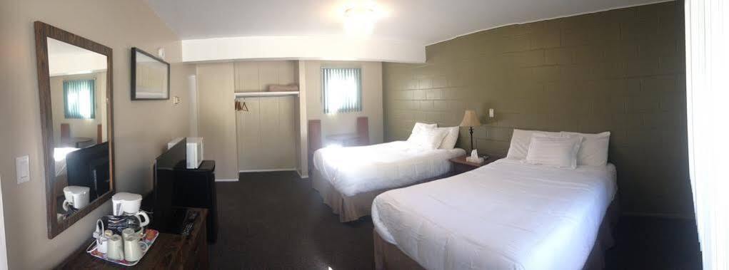 Ray Lyn Motel Trail Extérieur photo