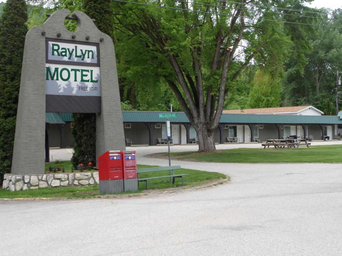 Ray Lyn Motel Trail Extérieur photo