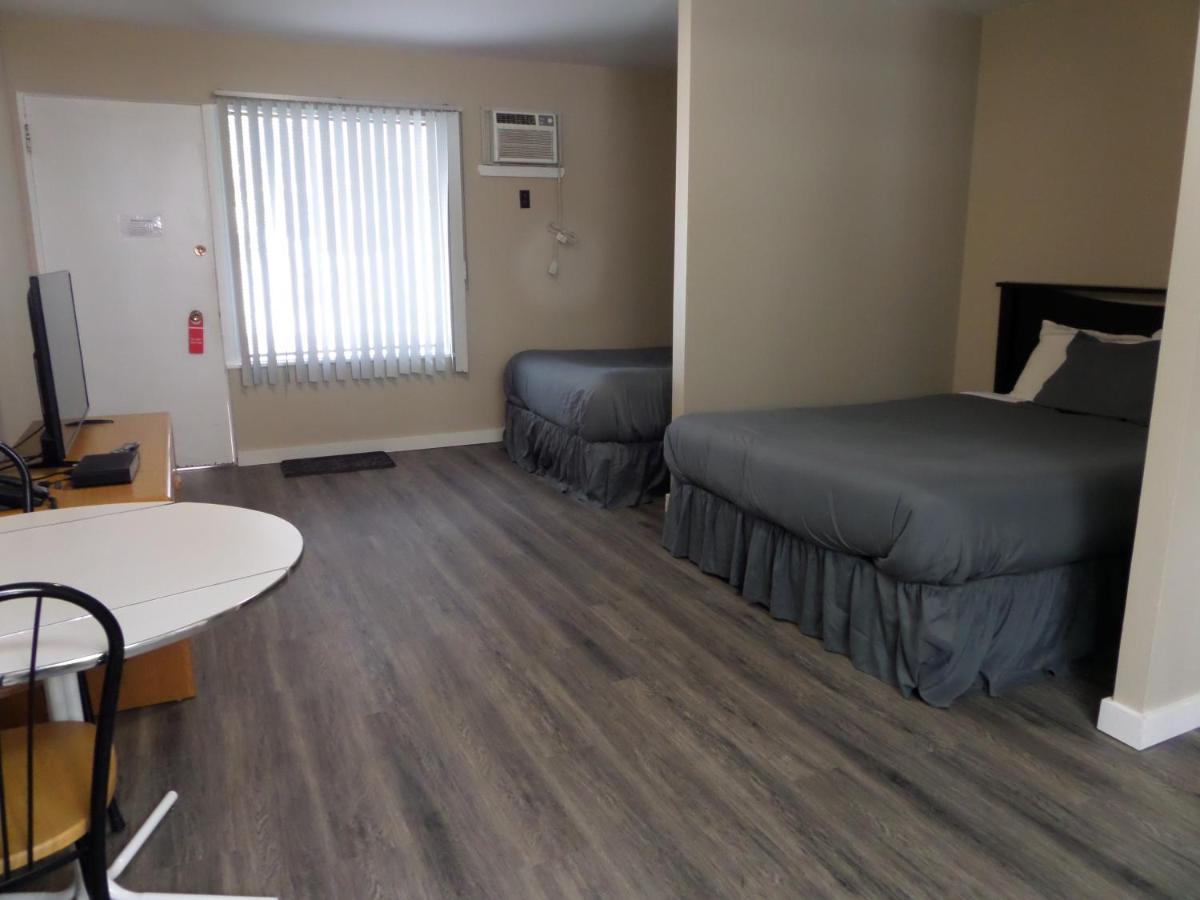Ray Lyn Motel Trail Extérieur photo